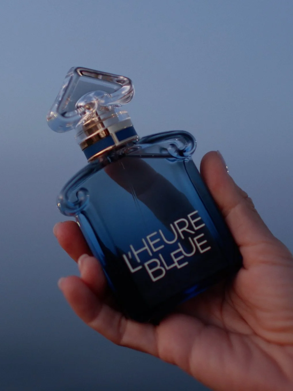 Guerlain-HeureBleue-Victoria7.JPG