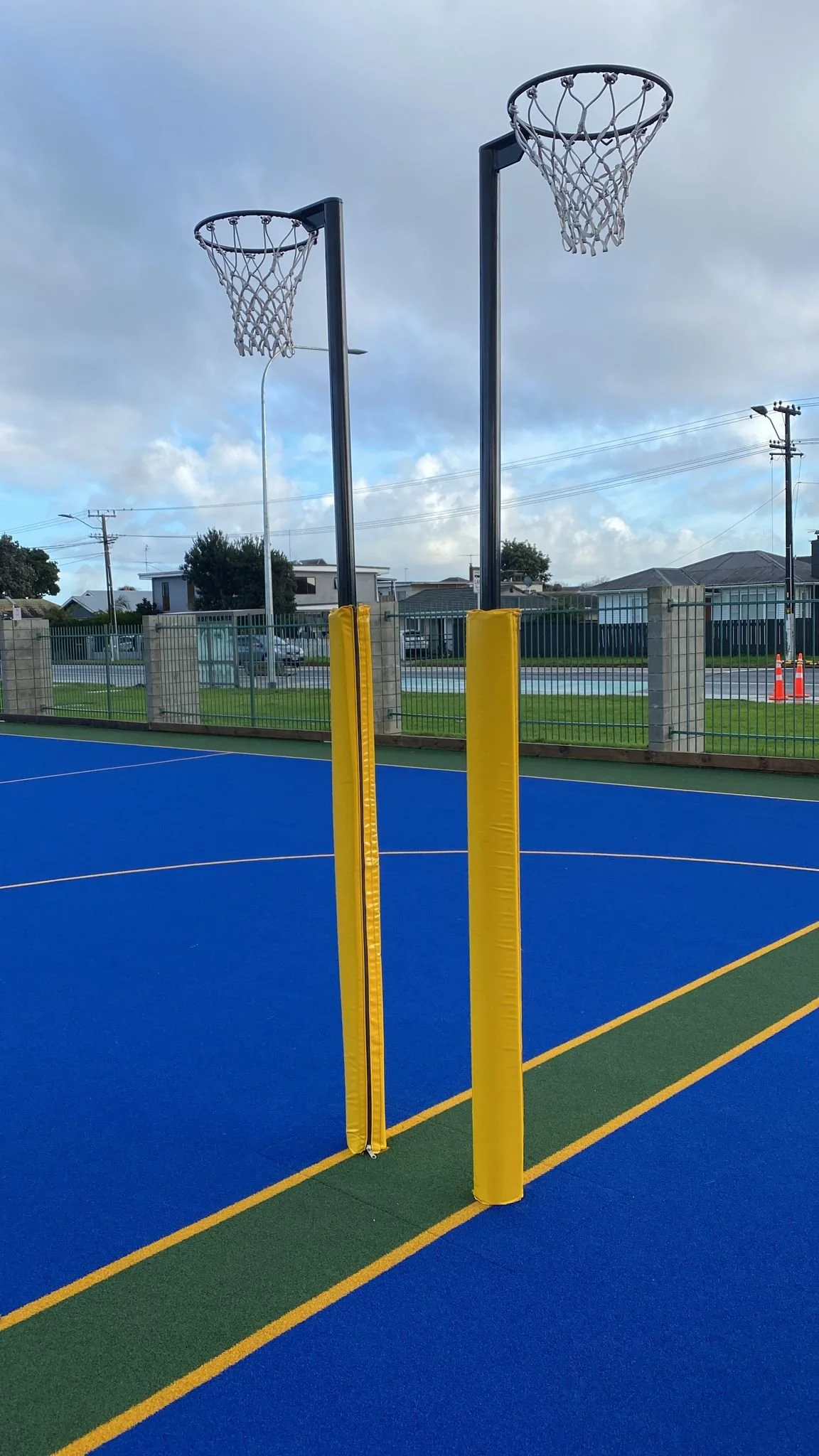 netball-posts-.jpg