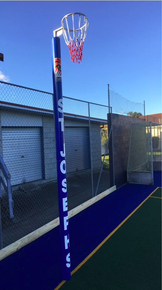 netball-post-pads-flipped.png