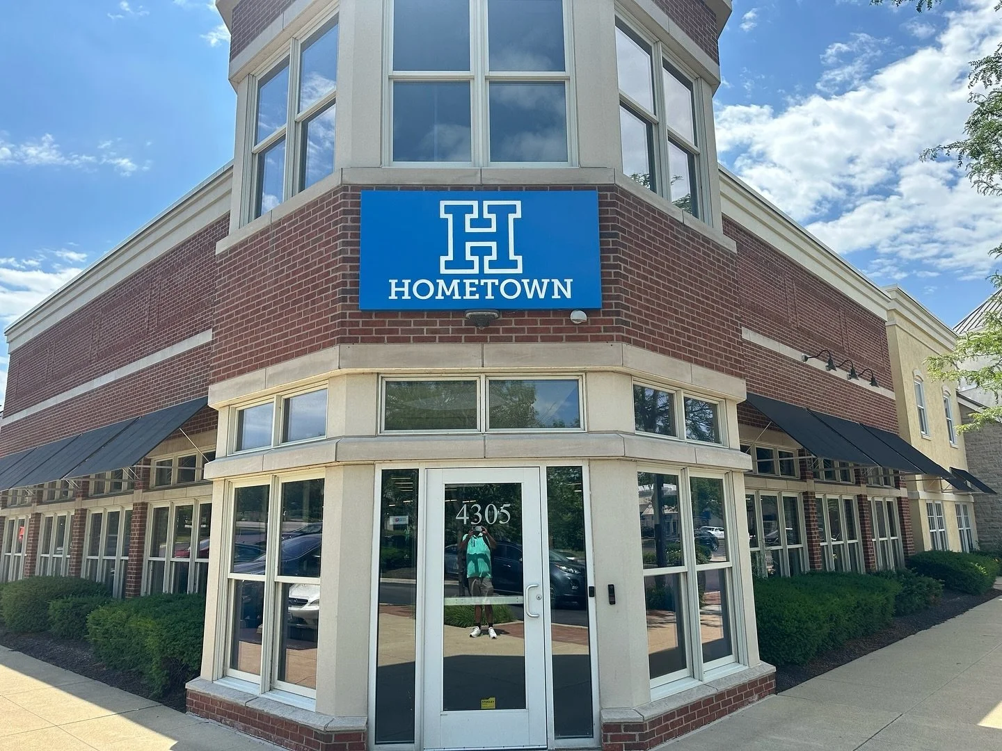 #backinaction thanks @hometownticketing for hosting our first annual @nomadassociation0619 board member retreat. We are working hard at getting ready for the 24-25 school year!!! #enjoyyoursummer☀️🌊