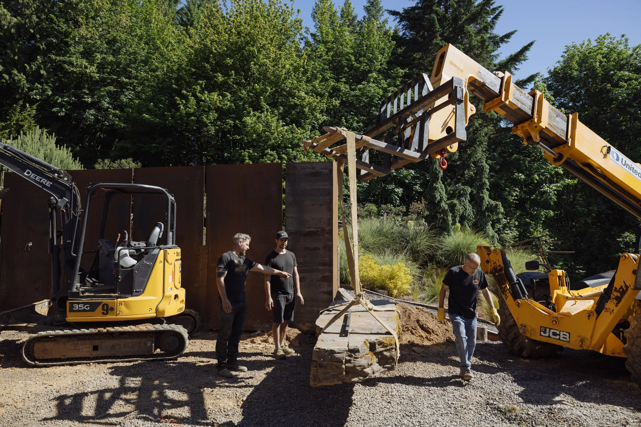 2025_Garden construction-1.JPG