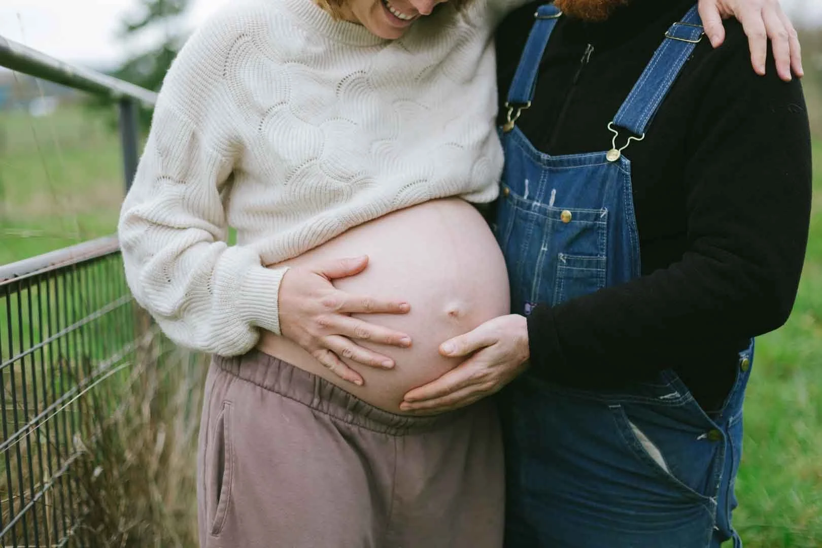 Taylor and Kailin_Maternity-3.jpg