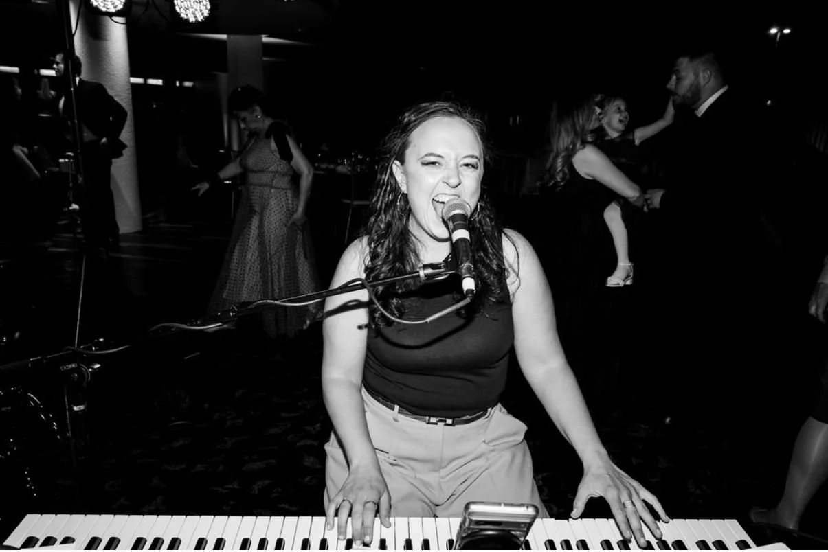 Kelly Lynch LIVE at Shirley's Piano Bar