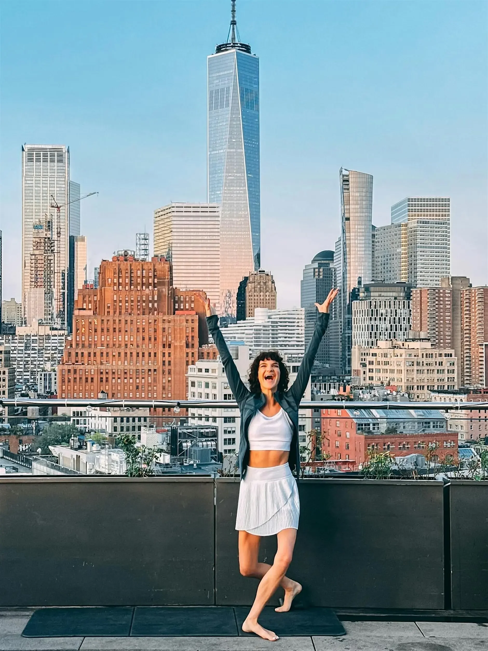 Sunrise new york rooftop pilates sculpt class