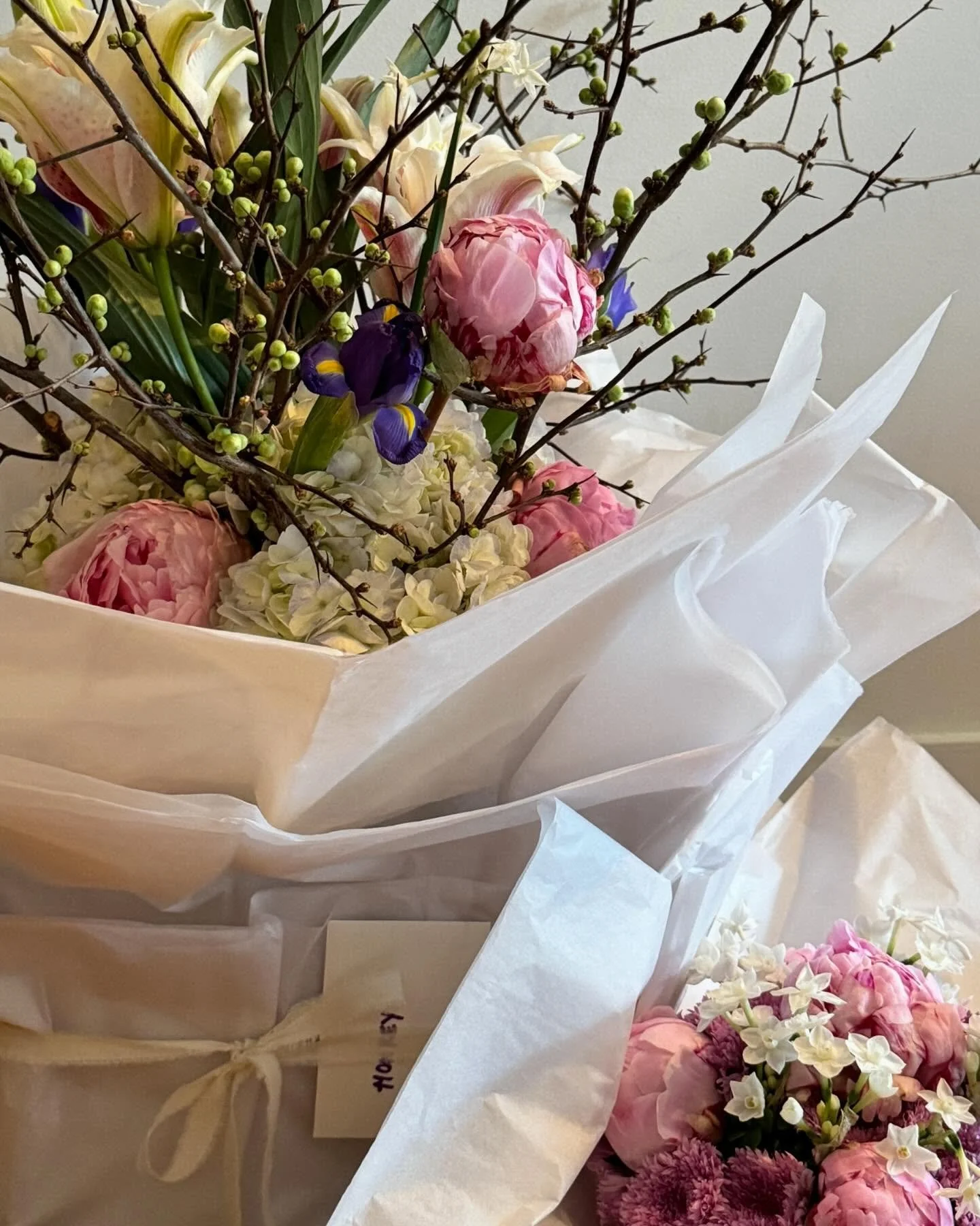 Mommy &amp; me arrangements 🎀