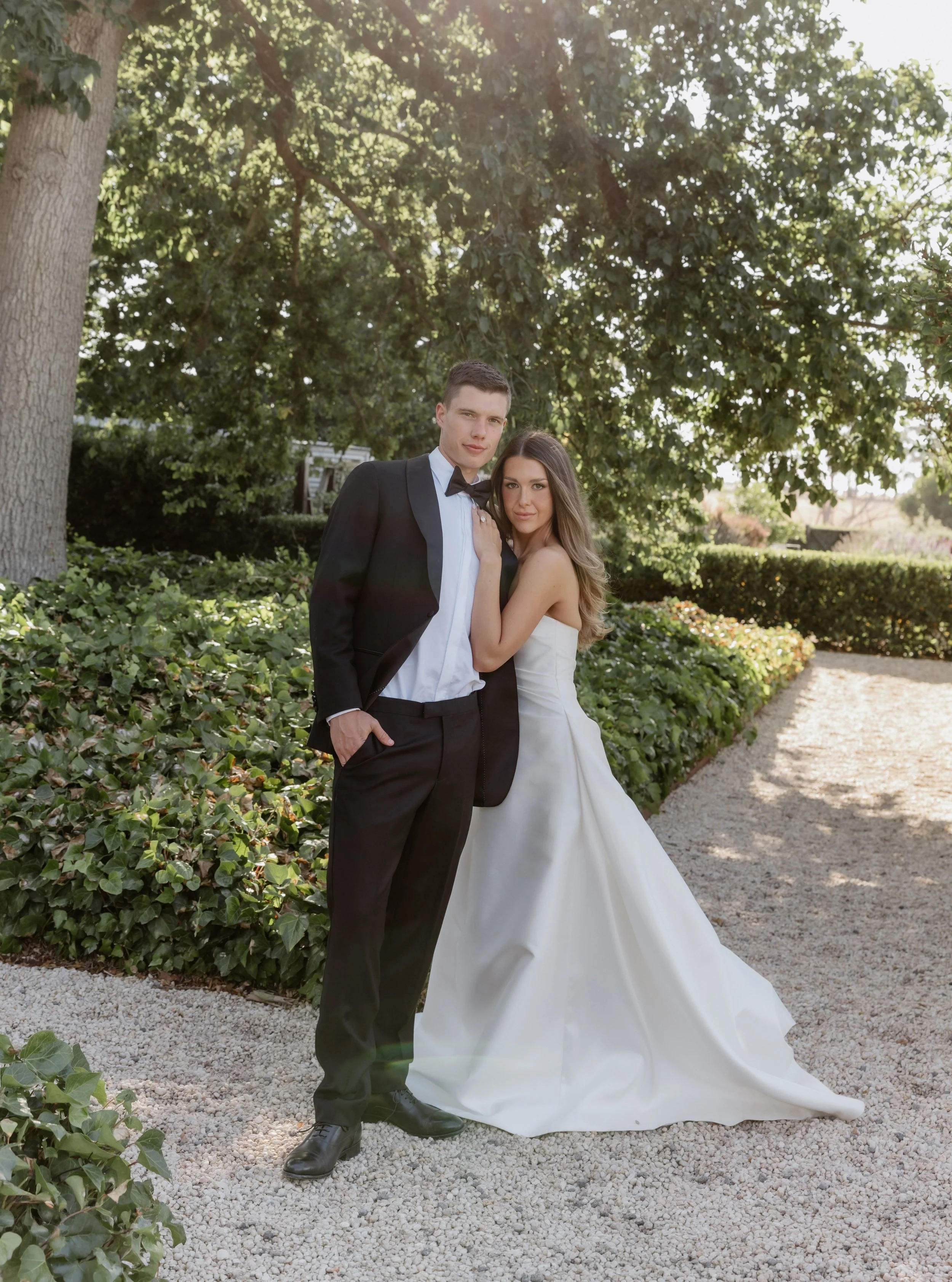Drew and Will

Photographer @biancavirtueweddings 
Venue @barunahplains
Dress @kyhabride &amp; @kate_willa
Suits @peterjackson
Catering @pastafacecatering
Bar @havanacaravanbar
Content creators @gimme.bts &amp; @dizzycupidco
Makeup @pollypleban.artis