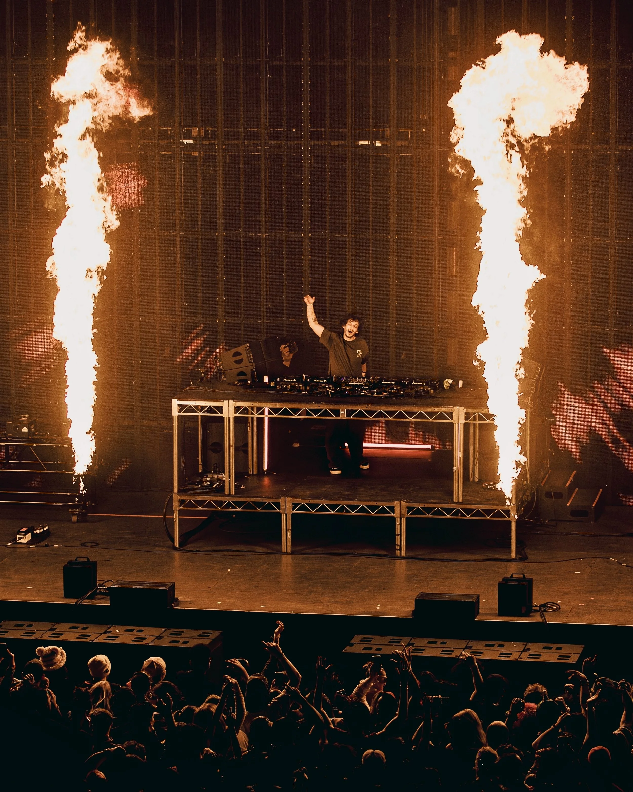 subtronics (v) 3.jpg