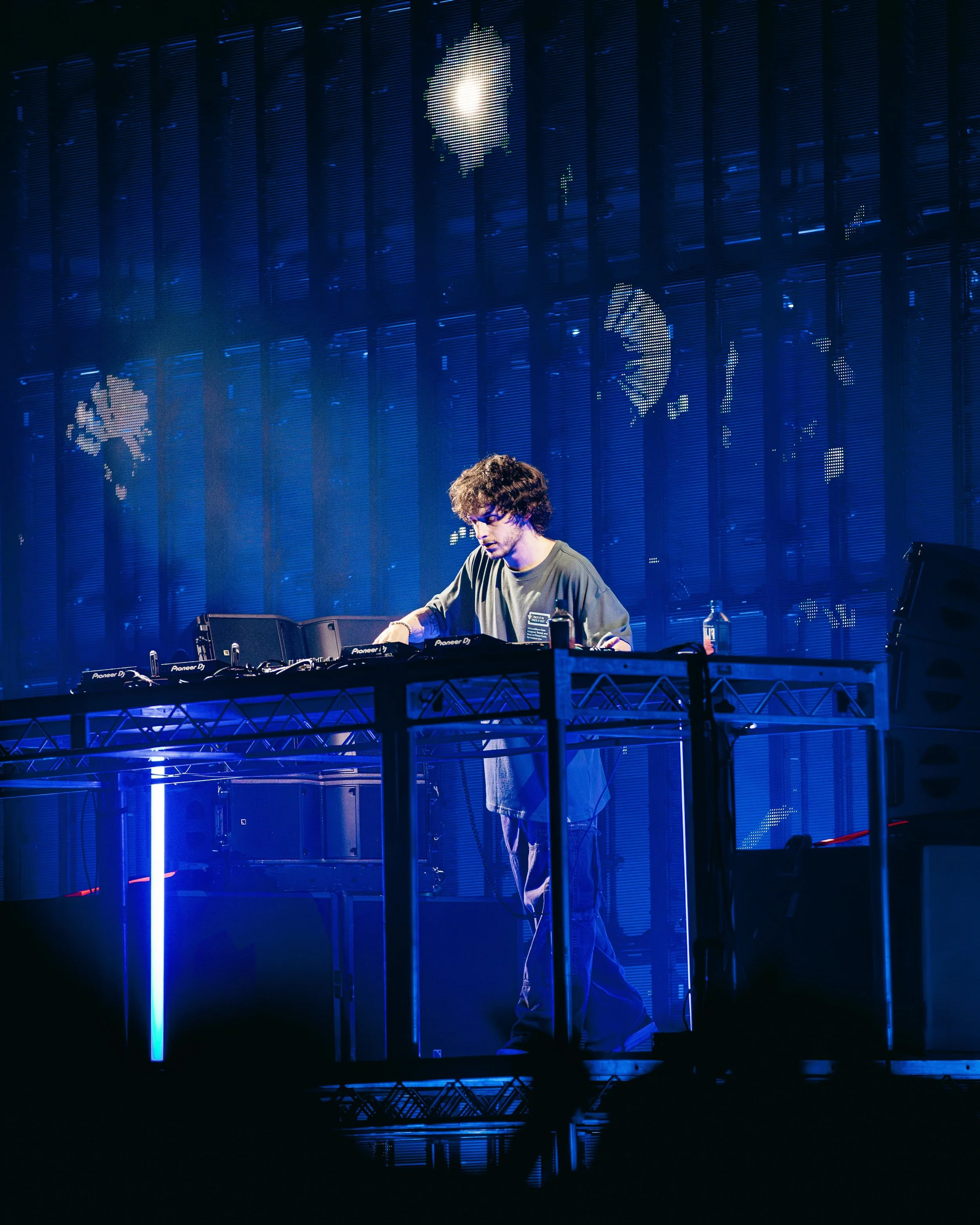 subtronics (v) 5.JPG