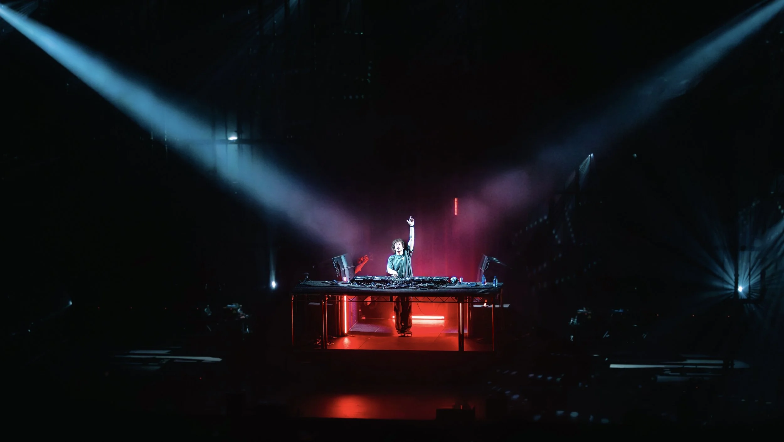 subtronics (h) 16.jpg