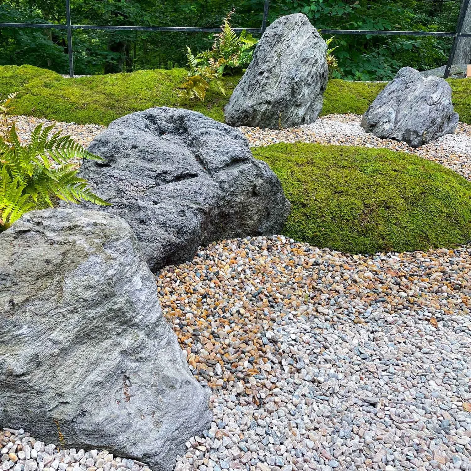 Rooftop Japanese Garden with Moss and Lightweight Stones