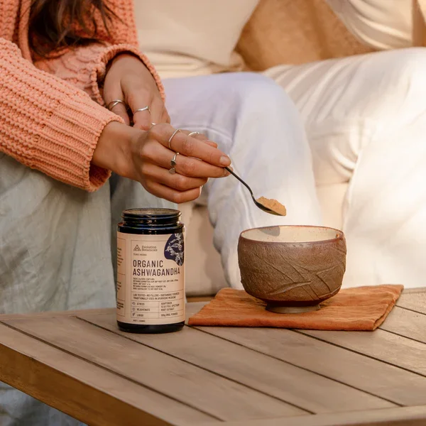 organic-ashwagandha-100g-powder-jar-life-style-1.webp