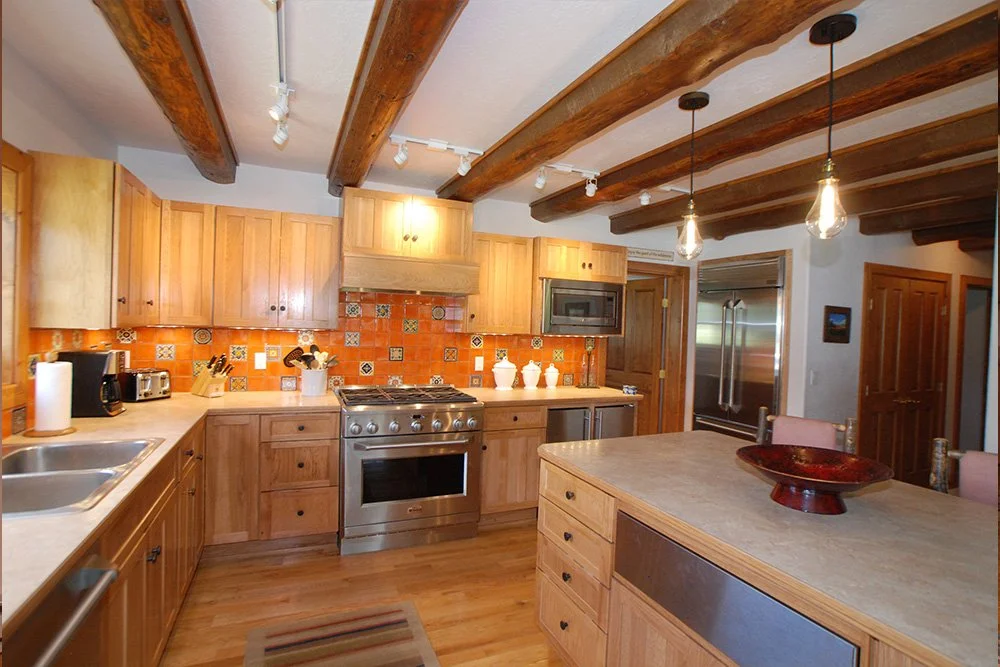 cowboy-house-kitchen2.jpg