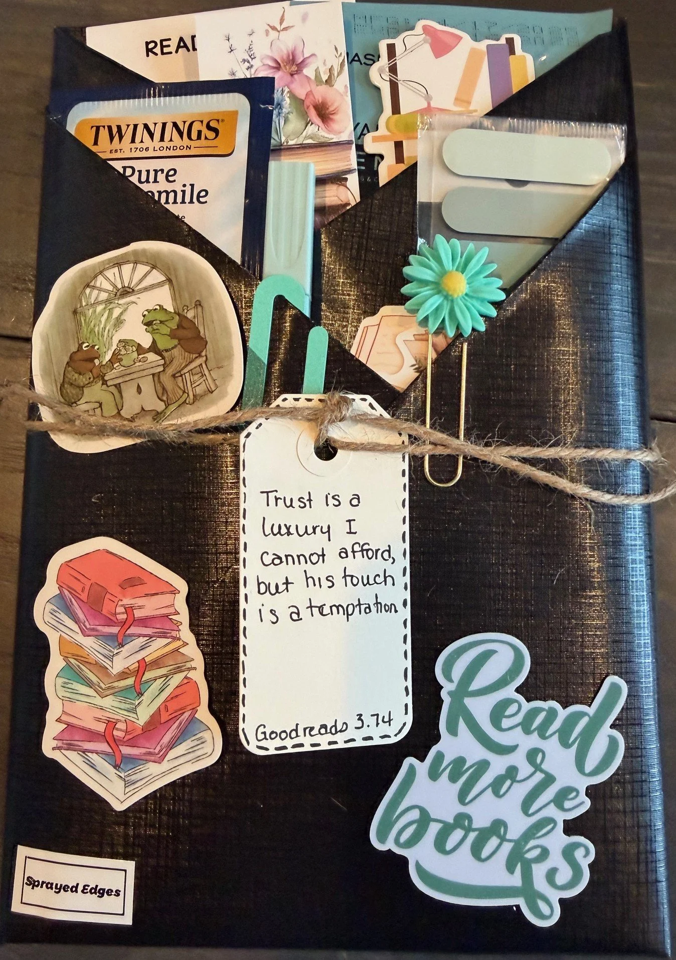 Romantasy -- SPRAYED EDGE EDITION