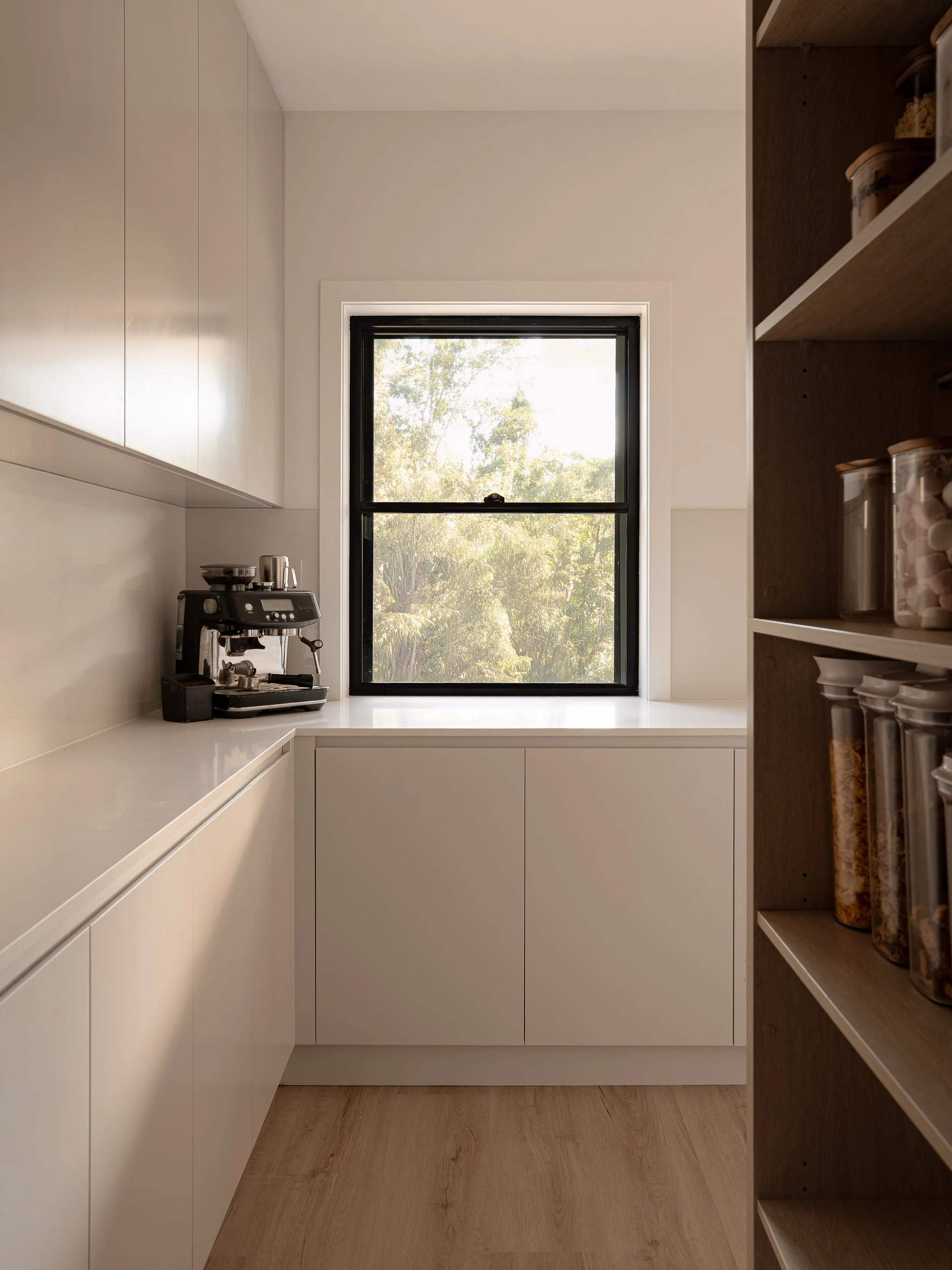 Sleek &amp; sophisticated wrap-around pantry ✨

These days, pantries are so much more than a place to store food. They&rsquo;re an extension of the kitchen - they can be both functional and beautiful. 

Designed, built and installed by @imaginecabine