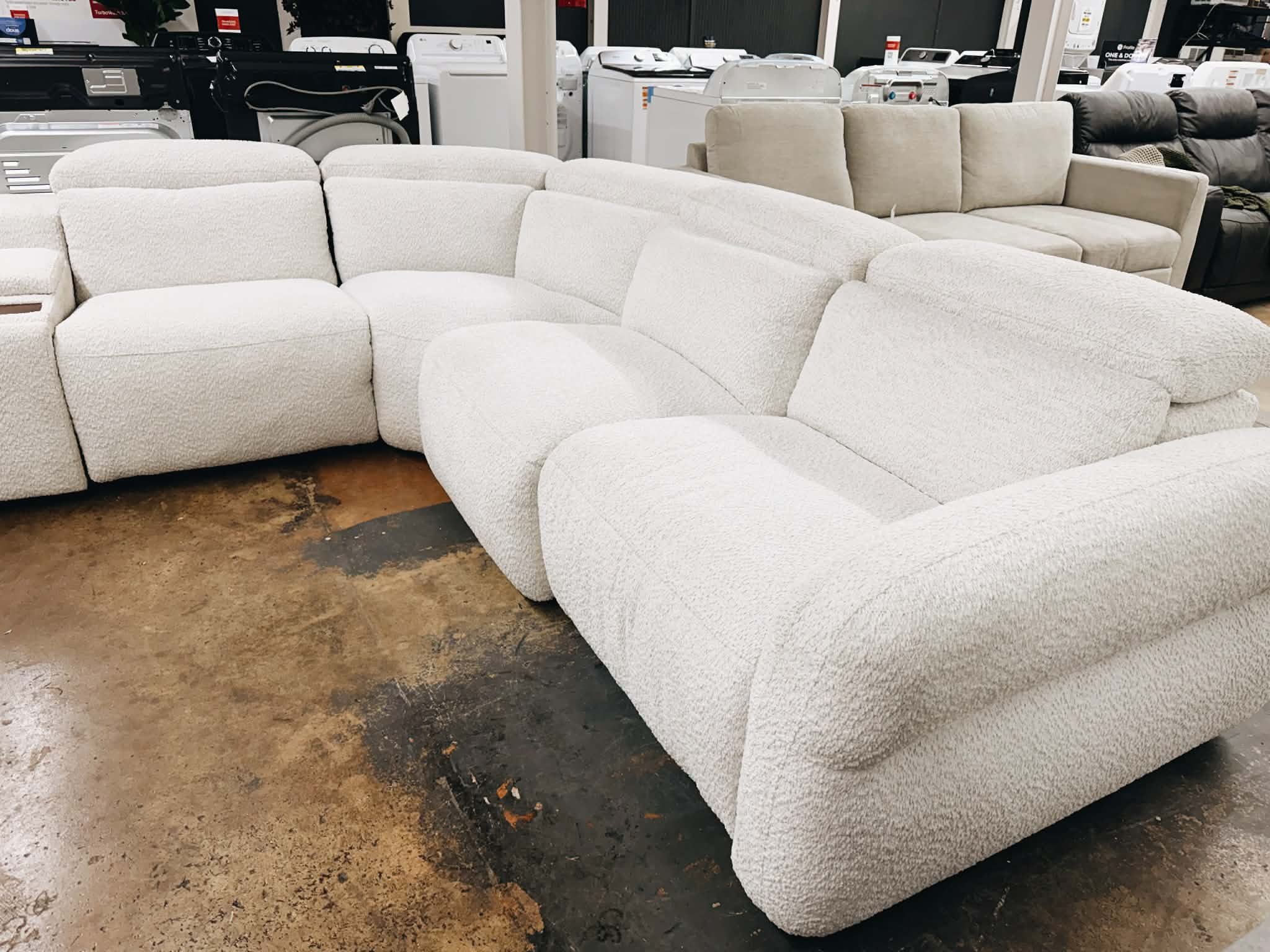 d65c7bbb-5f6a-46fe-a81f-57e4cd47eff8.jfif