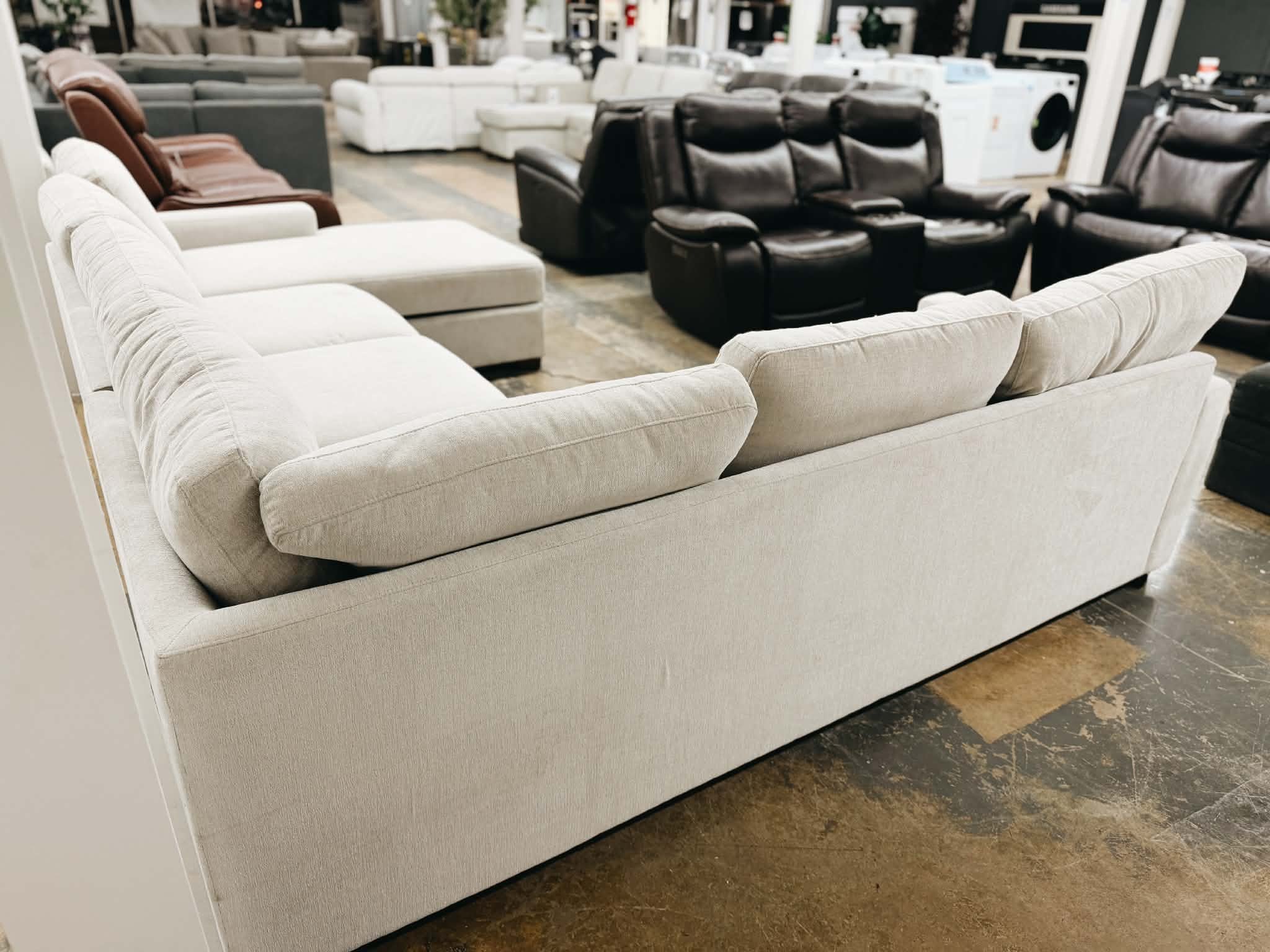 cc77a975-ee03-4ed6-b00b-4acfbab03f93.jfif