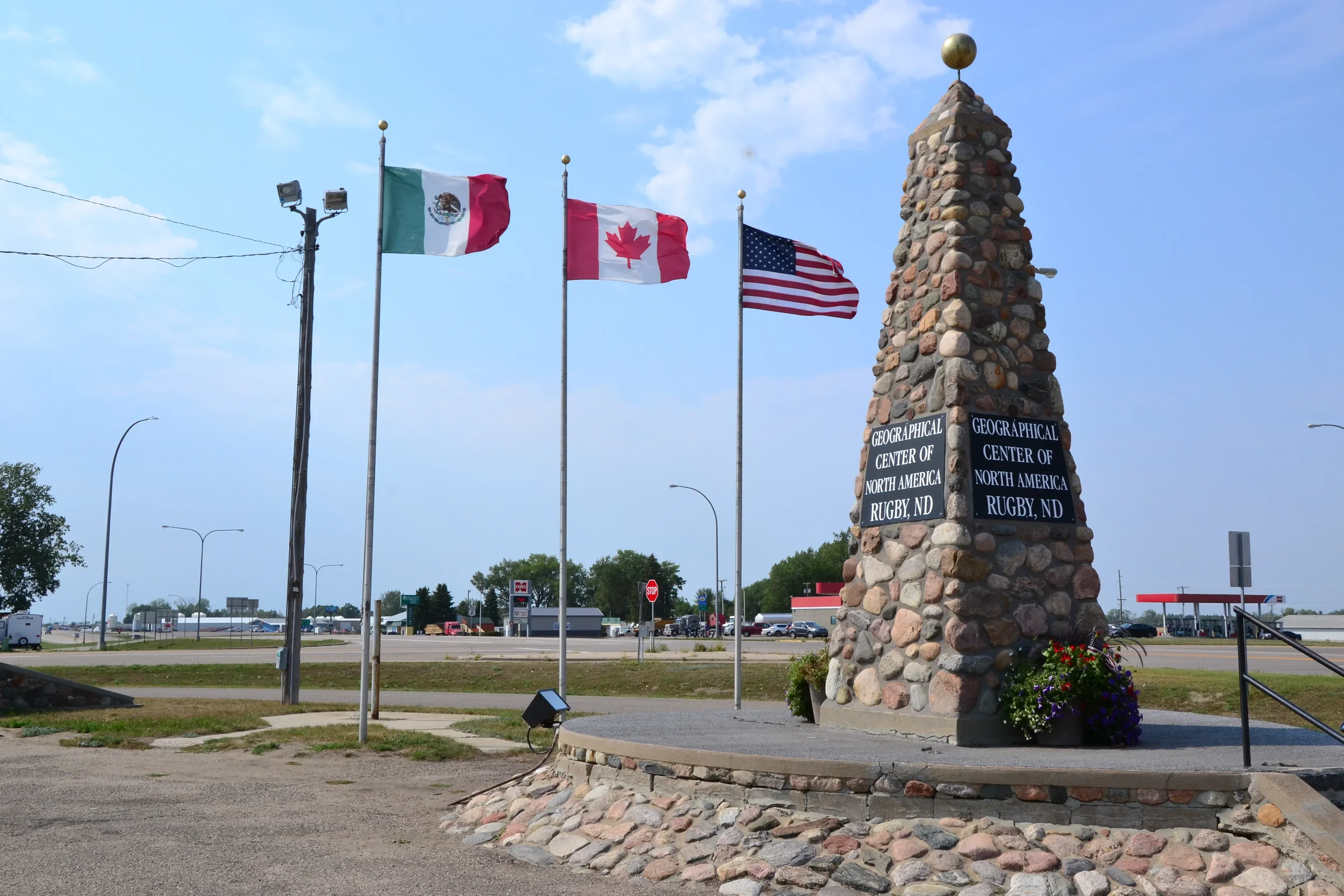 Where is the Center of North America?