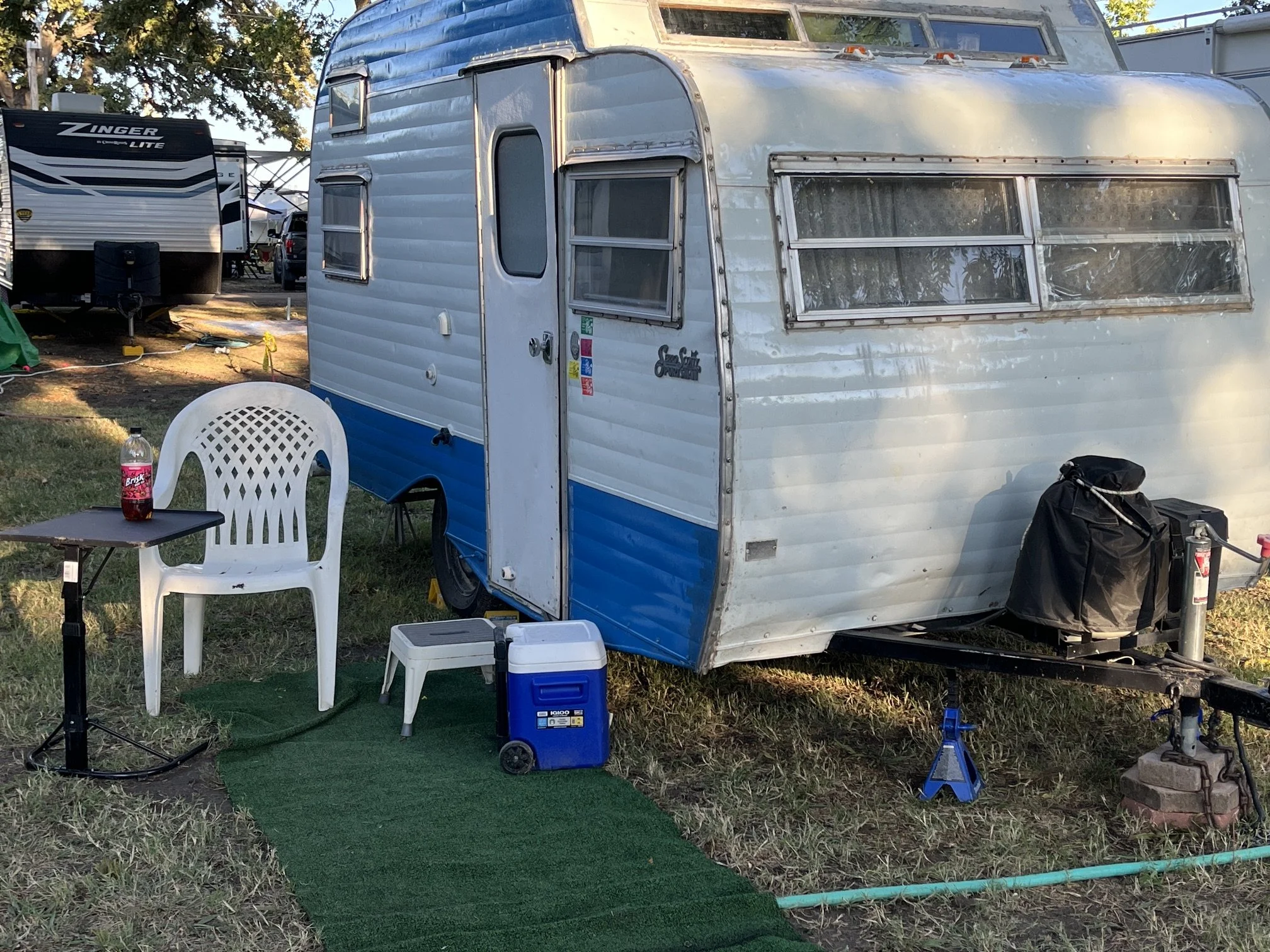 camper.JPG