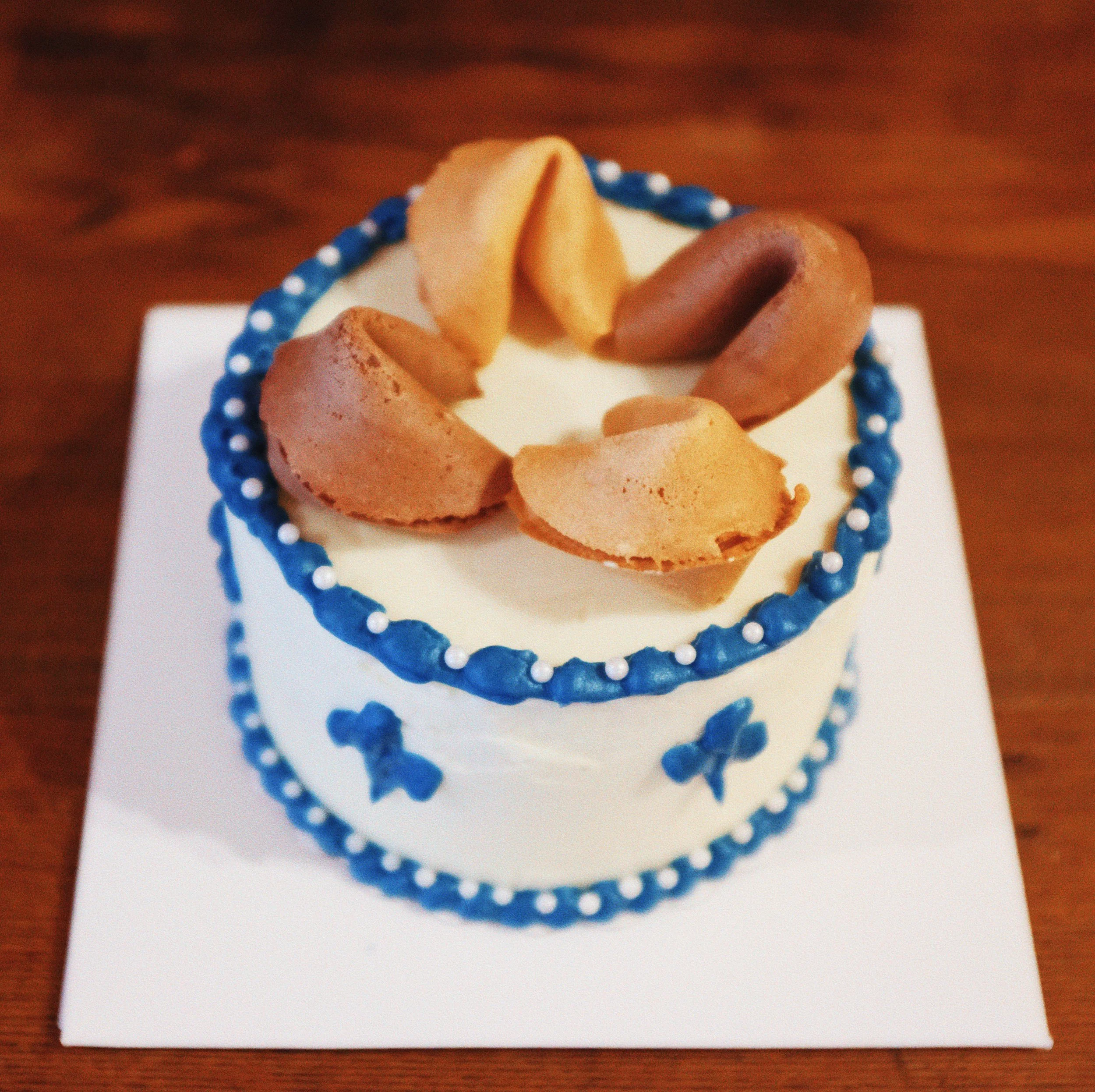 the 'delicate good fortune' cake.