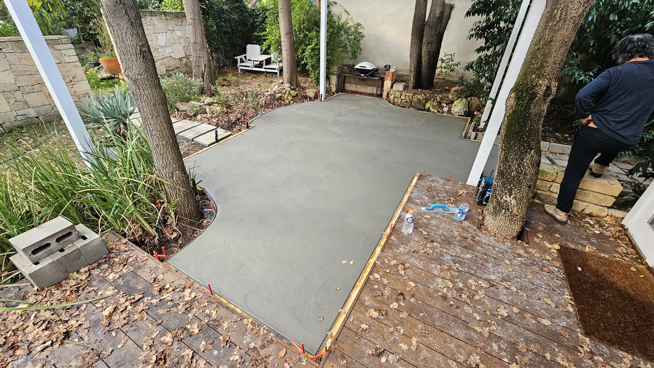 Grey concrete to alfresco and patio in Hilton near Fremantle