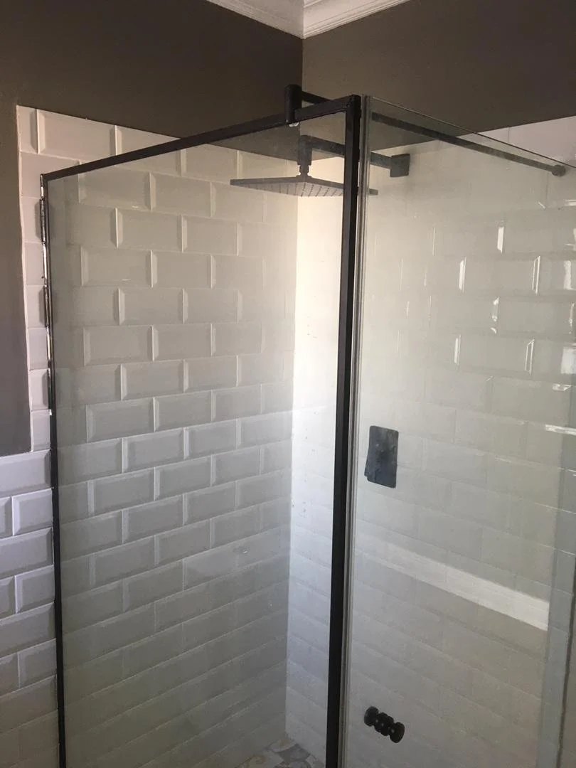 Aluminium Shower Frames