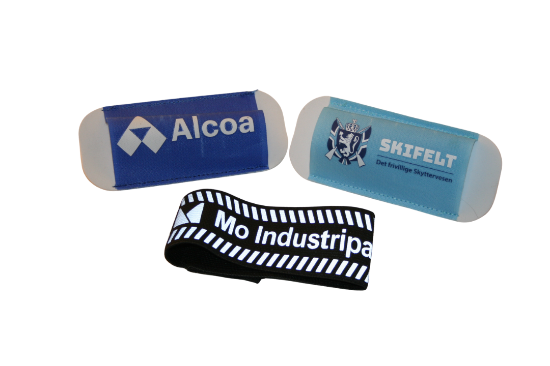 Repeske med logoer og navn på Alcoa, Skifelt og Mo Industripark