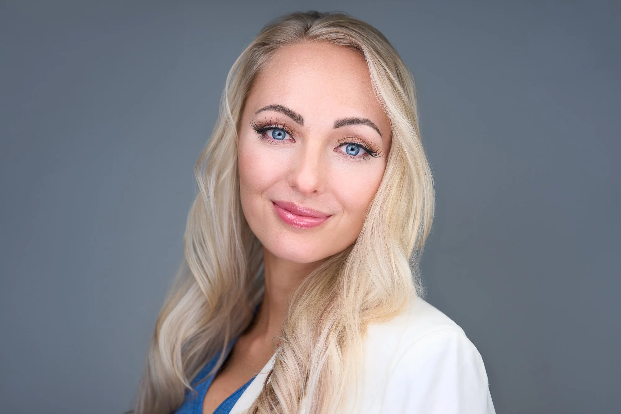 Headshot 11.jpg