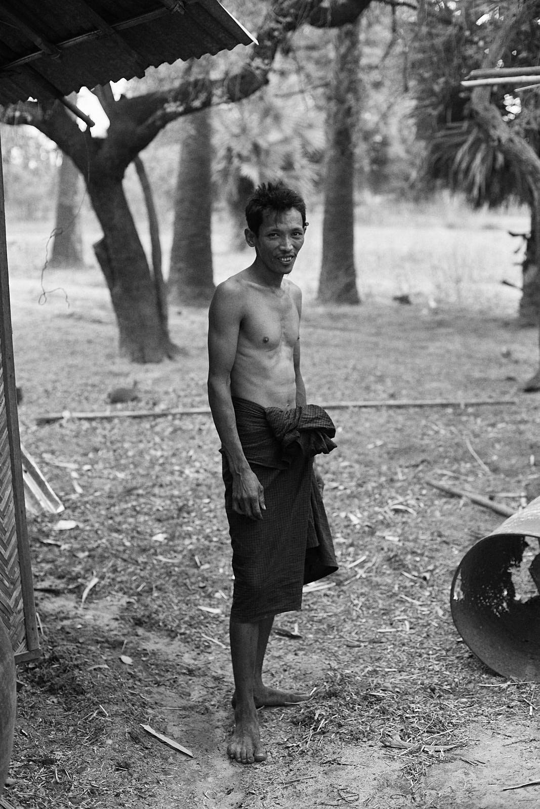 FergusThomas_FourPaws_Myanmar-04607 1.jpg