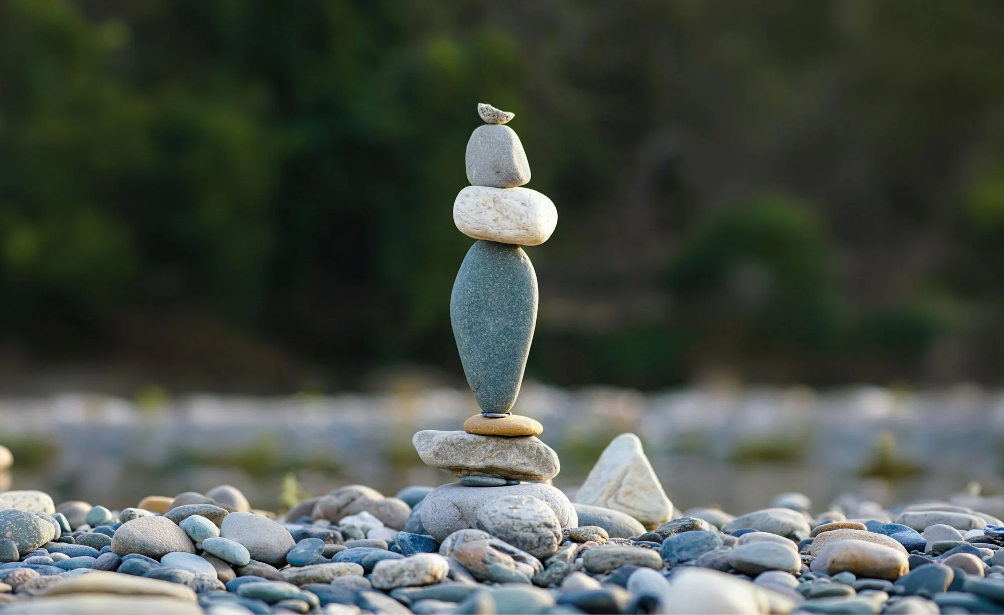 Sibylle Mitterer, Steine achtsam aufeinander gestellt