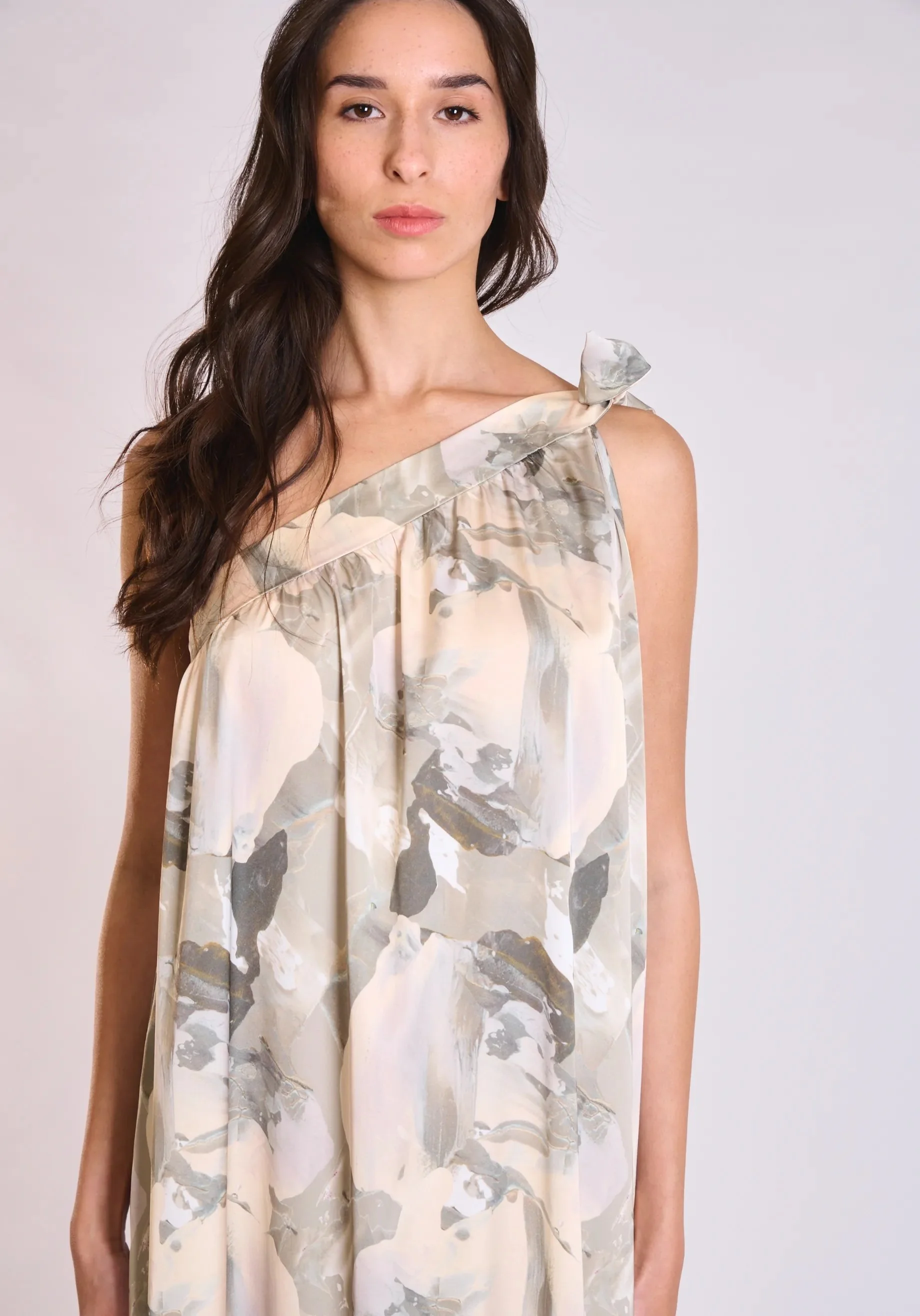 LAUREN_DRESS_OIL_5-1840x2632.jpeg