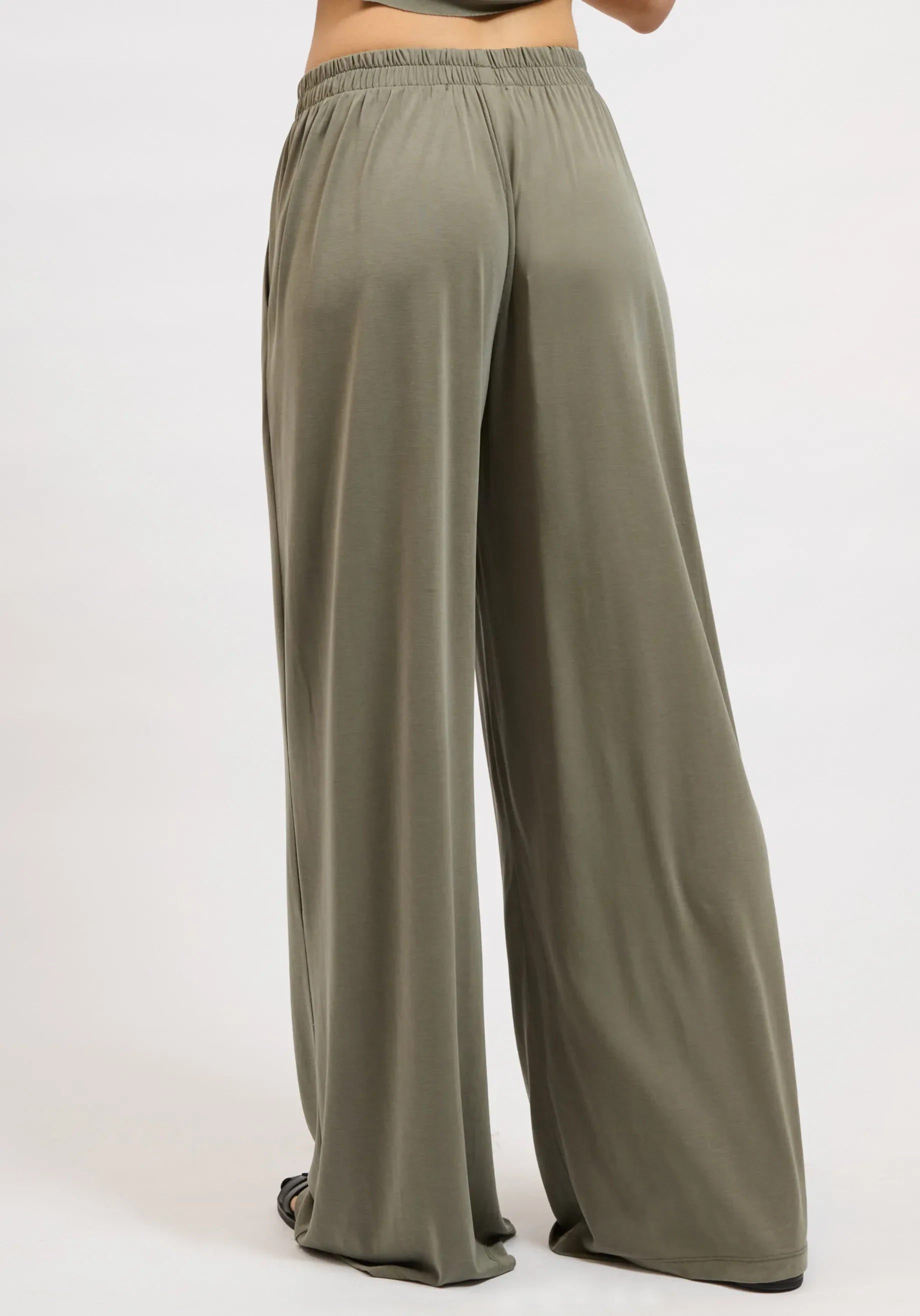 DELPHI PANTS CHAKI 2-1840x2632.webp