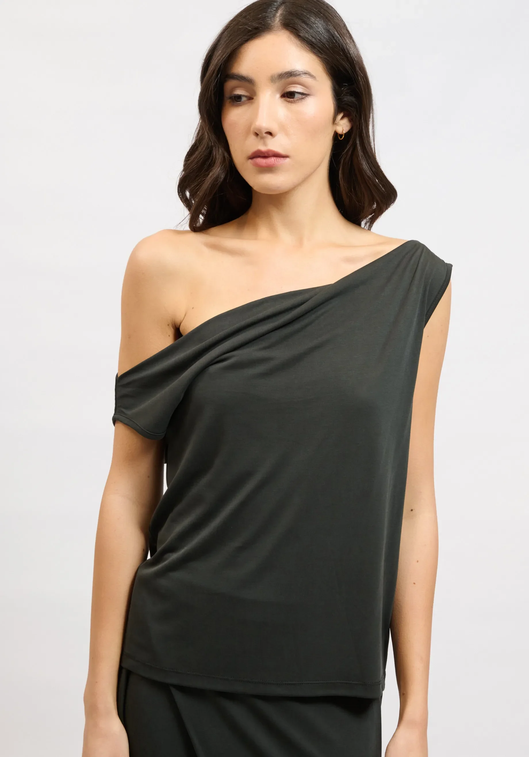 BELLA TOP BLK4-1840x2632.webp