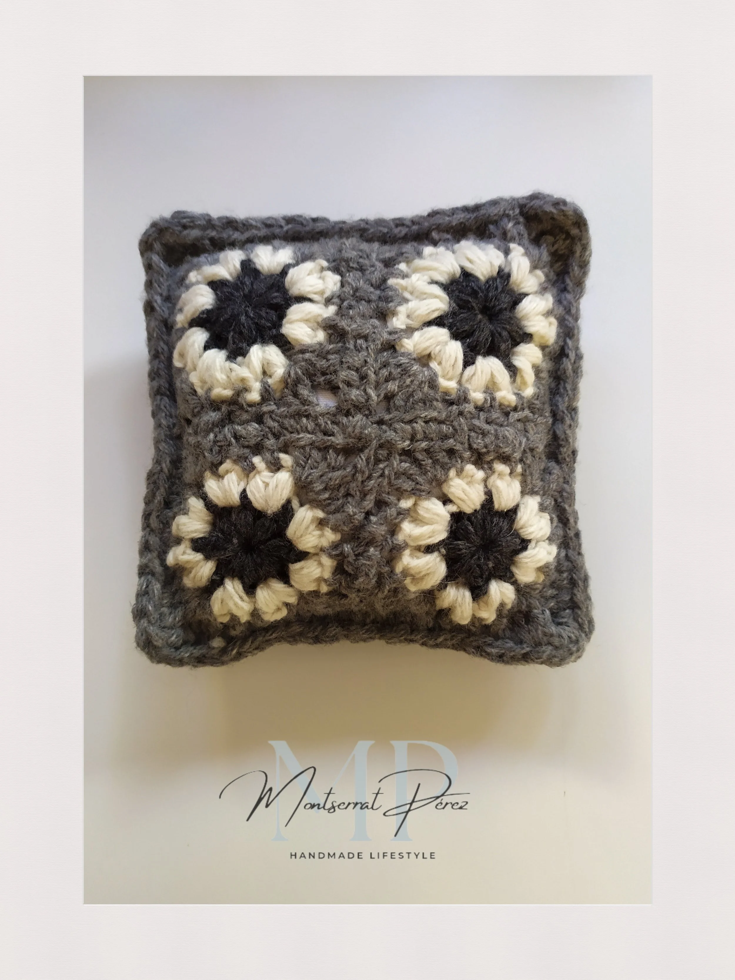 Mini cojín crochet