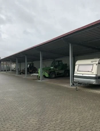 Womoflex-Bayern-Carport-Unterstellplatz-Wohnmobil.jpg