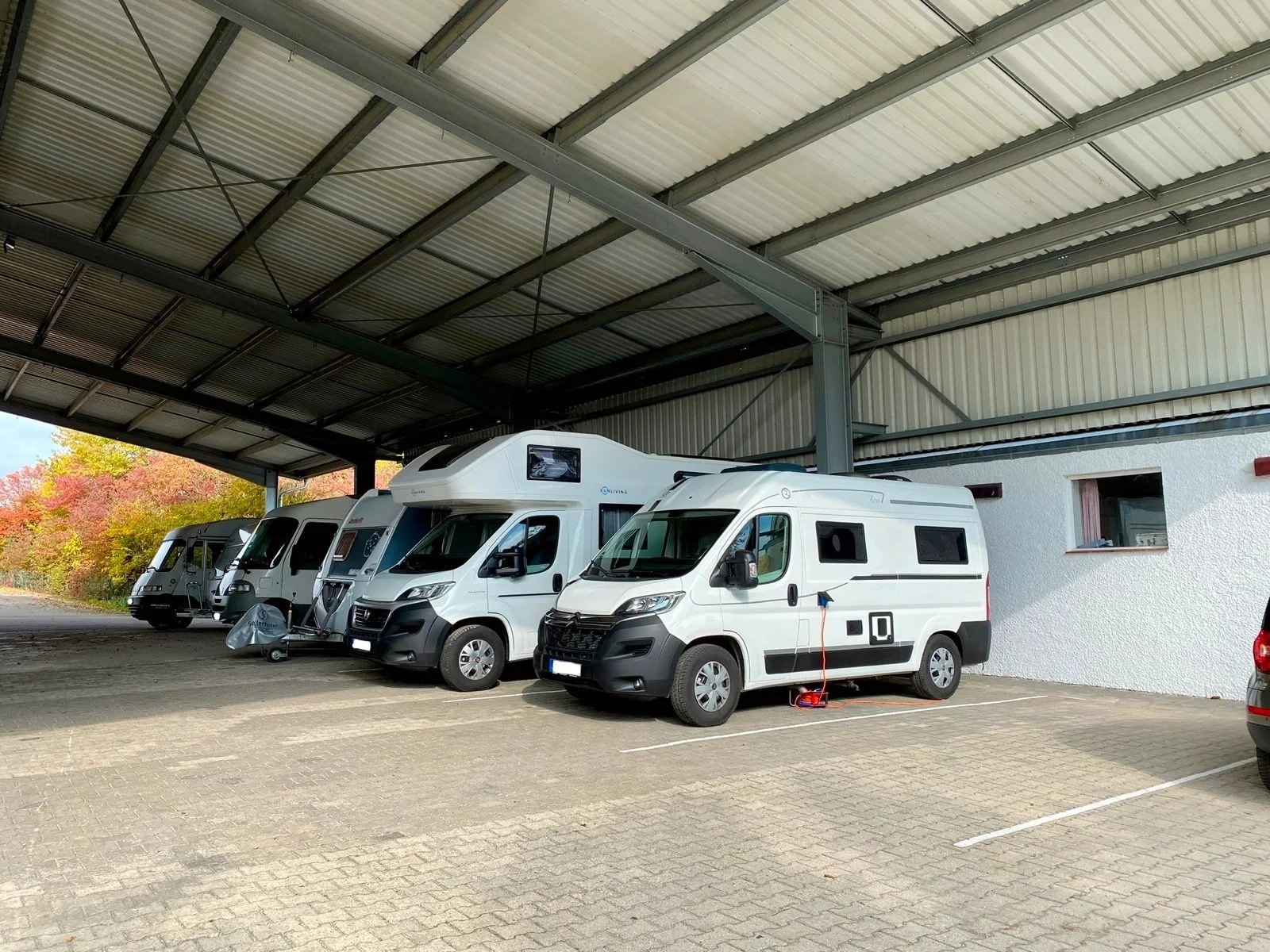 Einstellplatz-Reisemobil-und-Caravan-in-Bayern.jpg
