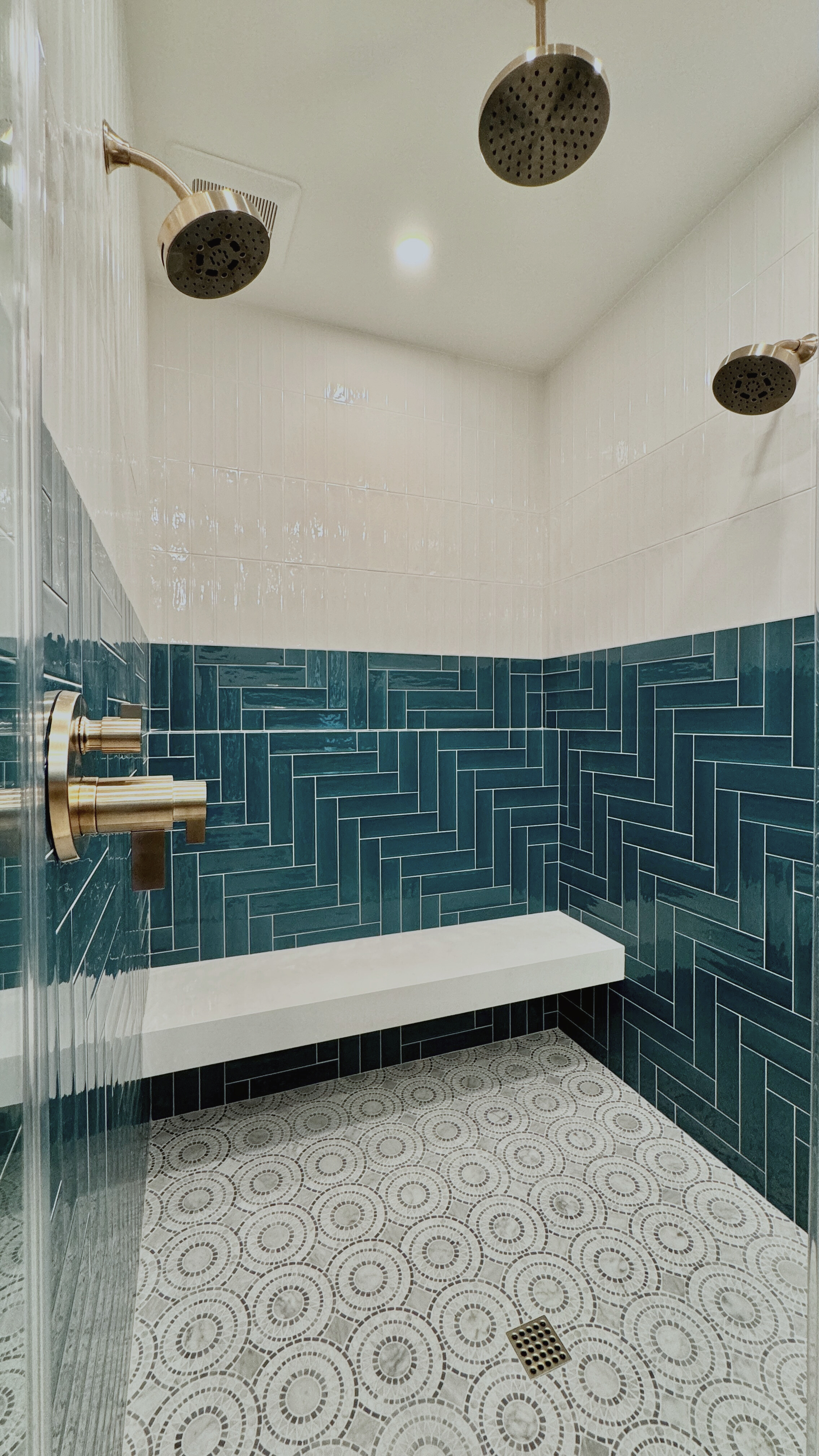 LARSON OXFORD STREET - SHOWER HEADS NO WATER - FILTERED - USE SS UPDATED AGAIN TO USE FOR SS.png