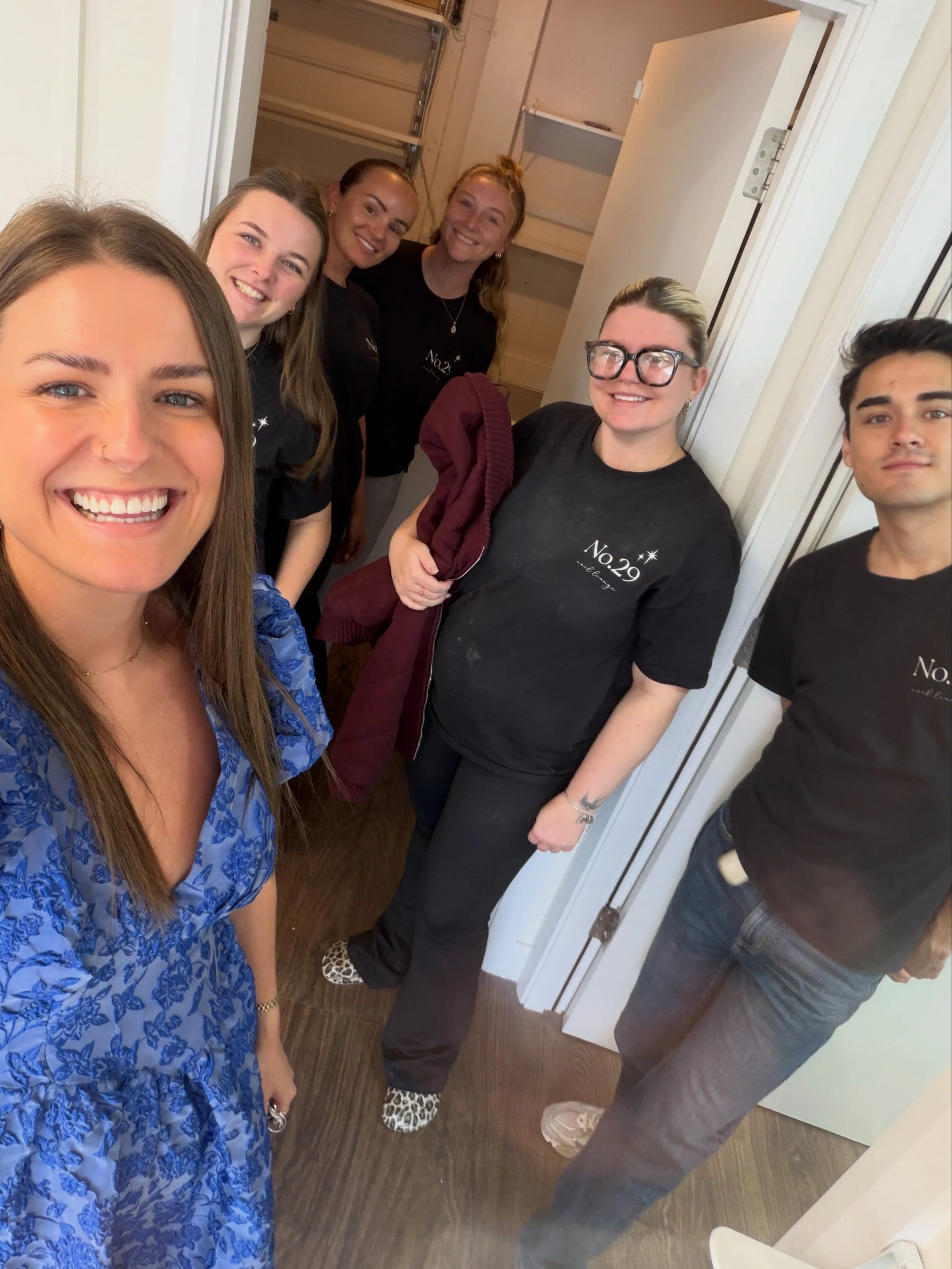Recap: Week one of our renovation 
When you have a wedding at 14:00 and a salon clear out at 15:00

Goodbye to our old &lsquo;staff room&rsquo;

Anna getting serious 

How many chairs can fit in one car?

Training hard on old and new techniques 💅🏻
