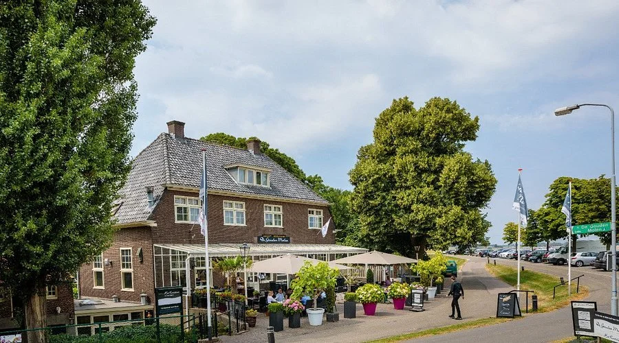 Buitenaanzicht De Gouden Molen in Rossum | Highstreet Heerewaarden