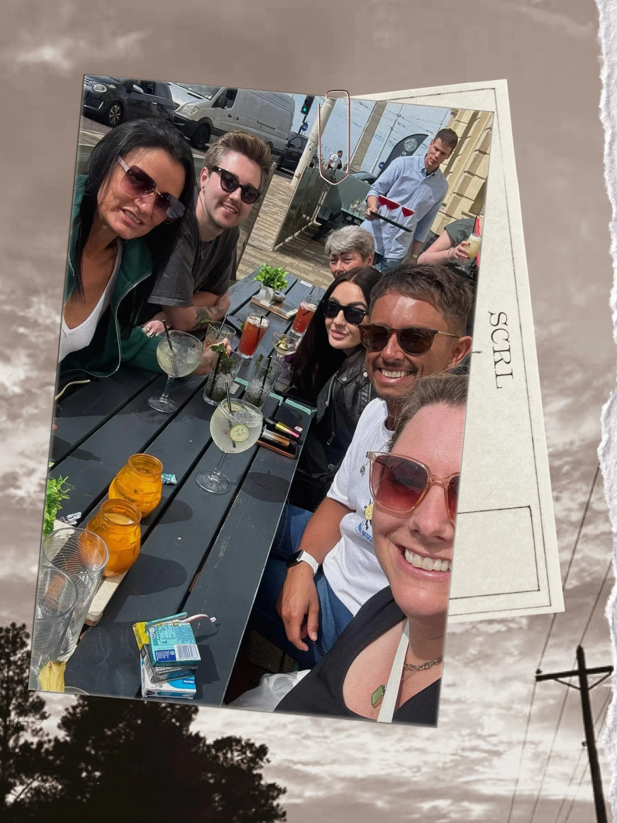 My birthday weekend away with my faves 🖤 wouldnt of spent it with anyone else! Pier on pier next year anyone? 🤢😂
#blackpool #alternative #logcabin #ukbreak