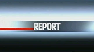 Screenshot eines Fernsehbildschirms mit der Aufschrift 'REPORT' auf einem Nachrichtenkanal.