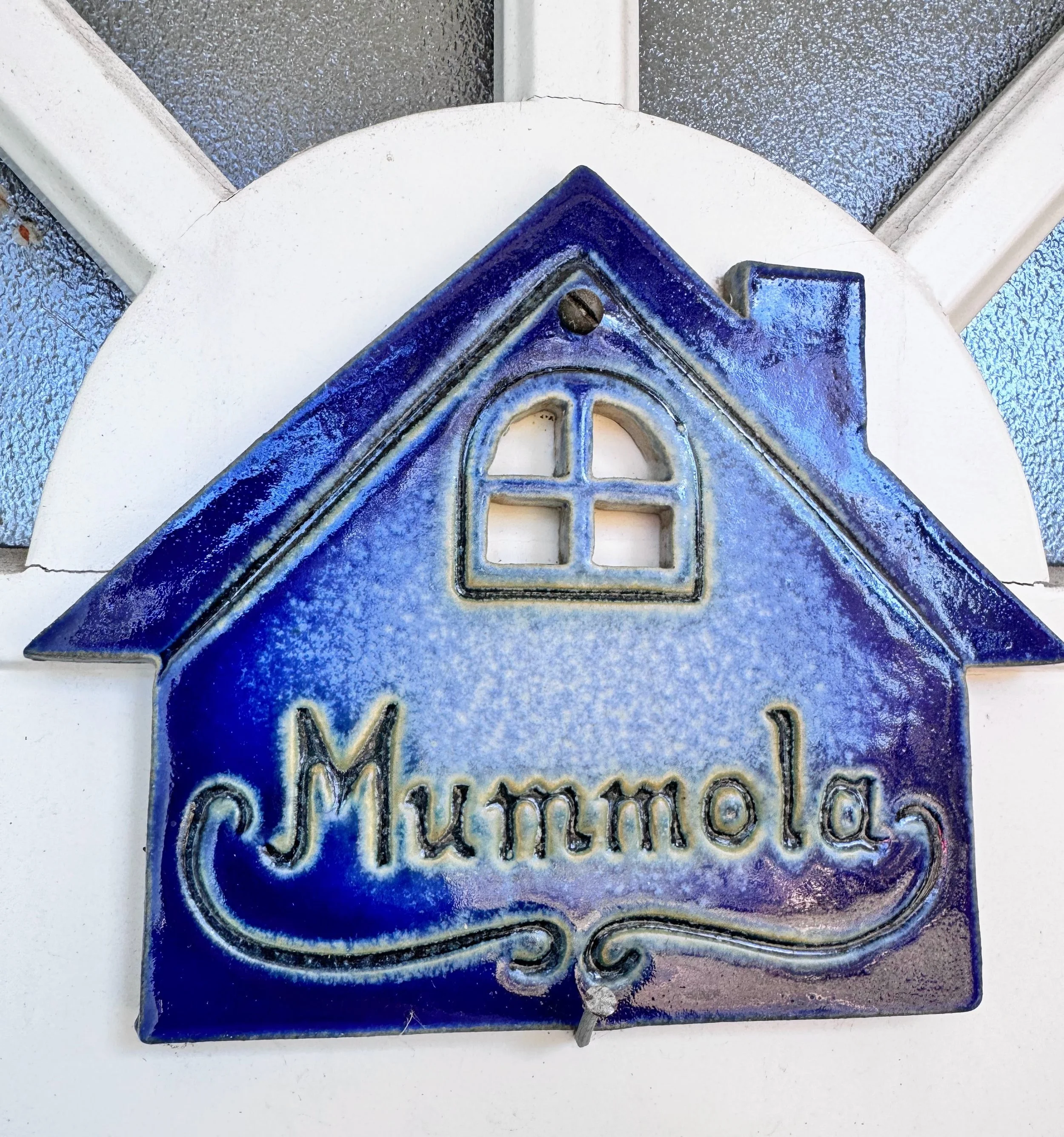 Mummolasta koti