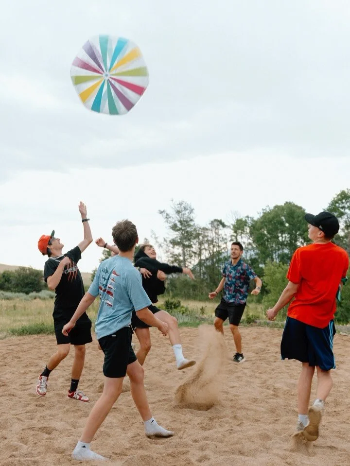 Student Camp, but make it stickers 🤠🍉🇺🇸🎉🏔️🦖

Send a camp sticker to someone who should join us this summer, July 20-24th! AND the registration link in our bio so they can register before the Early Bird Rate ends on May 3rd!