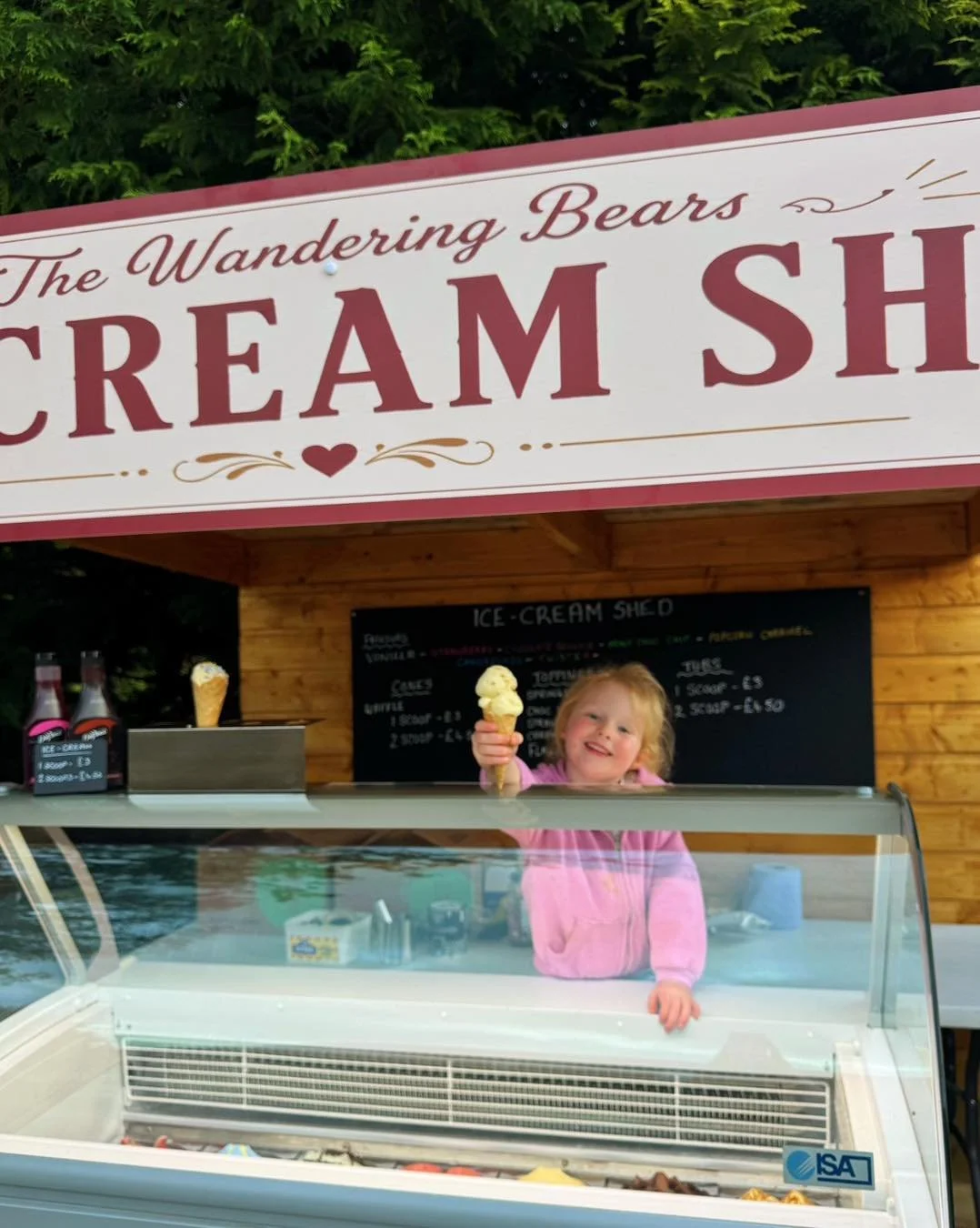 Bank holiday weekend is here 🐻☀️

Ice Cream Shed is open from 11am 🍦🤍

Coffees are brewing, brunch is cooking and the cakes are stocked up ready for a busy one 👀

Whether you&rsquo;re stopping by for breakfast, a catch up in the sunshine or your 