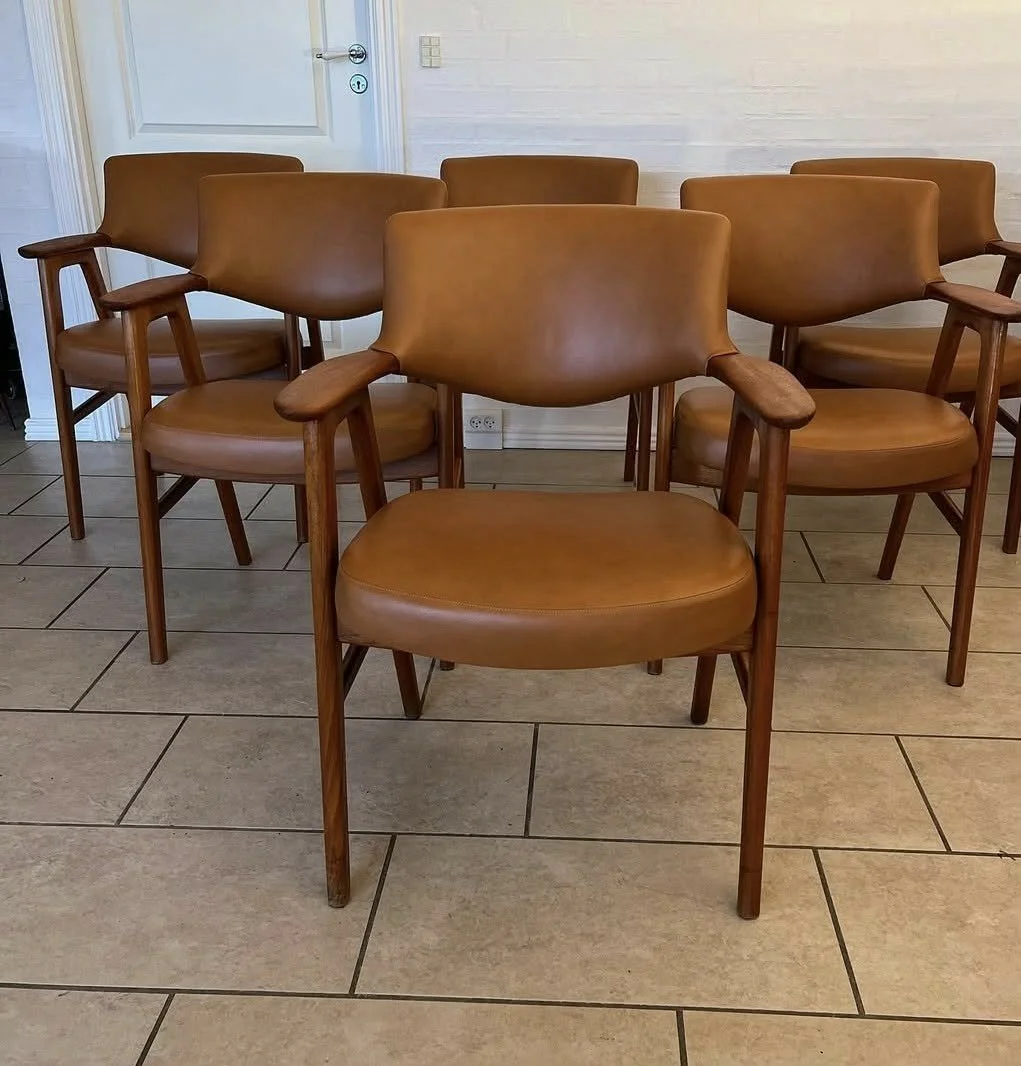 Erik Kirkegaard – Model 43 i teak