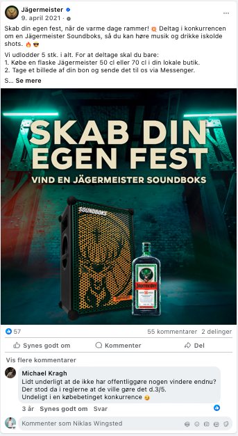 Facebook-opslaget fra Jægermeister viser en annonce for en konkurrence, hvor man kan vinde en Jägermeister soundboks. Der er en soundboks med Jägermeister-logo foran, samt en flaske Jägermeister spiritus. Baggrunden har en industriel, mørk stemning m