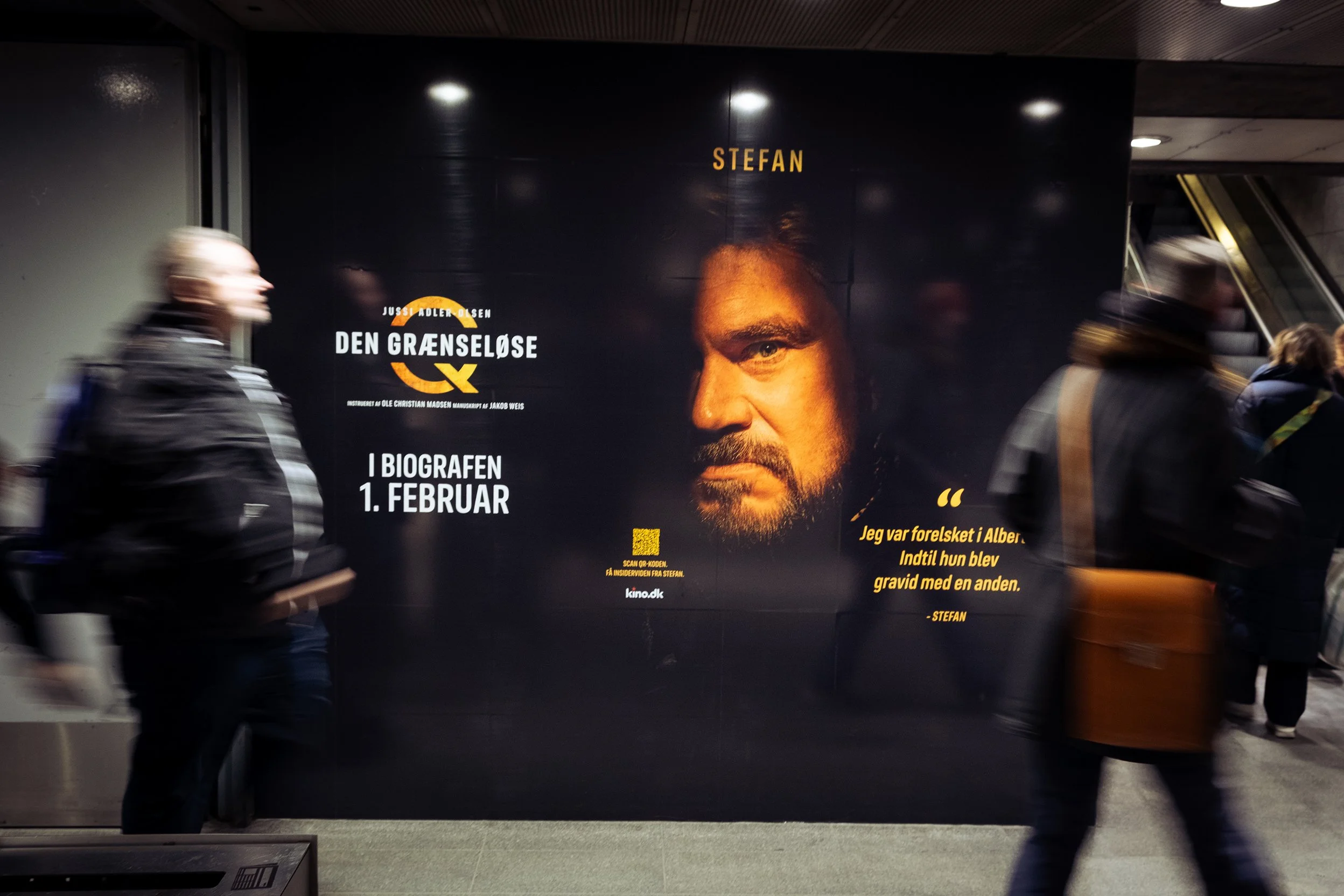 Biografplakat for filmen 'Den Grænseløse' med Stefan på sort baggrund, tekst om biografpremiere 1. februar, og et portræt af Stefan.