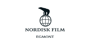 Logo med tekst 'Nordisk Film EGMONT' og en globus med et flyvende hang glider over den.