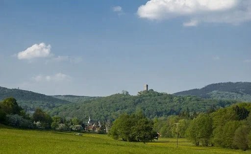 Immobilien in Schneidhain – familienfreundlich und preisbewusster