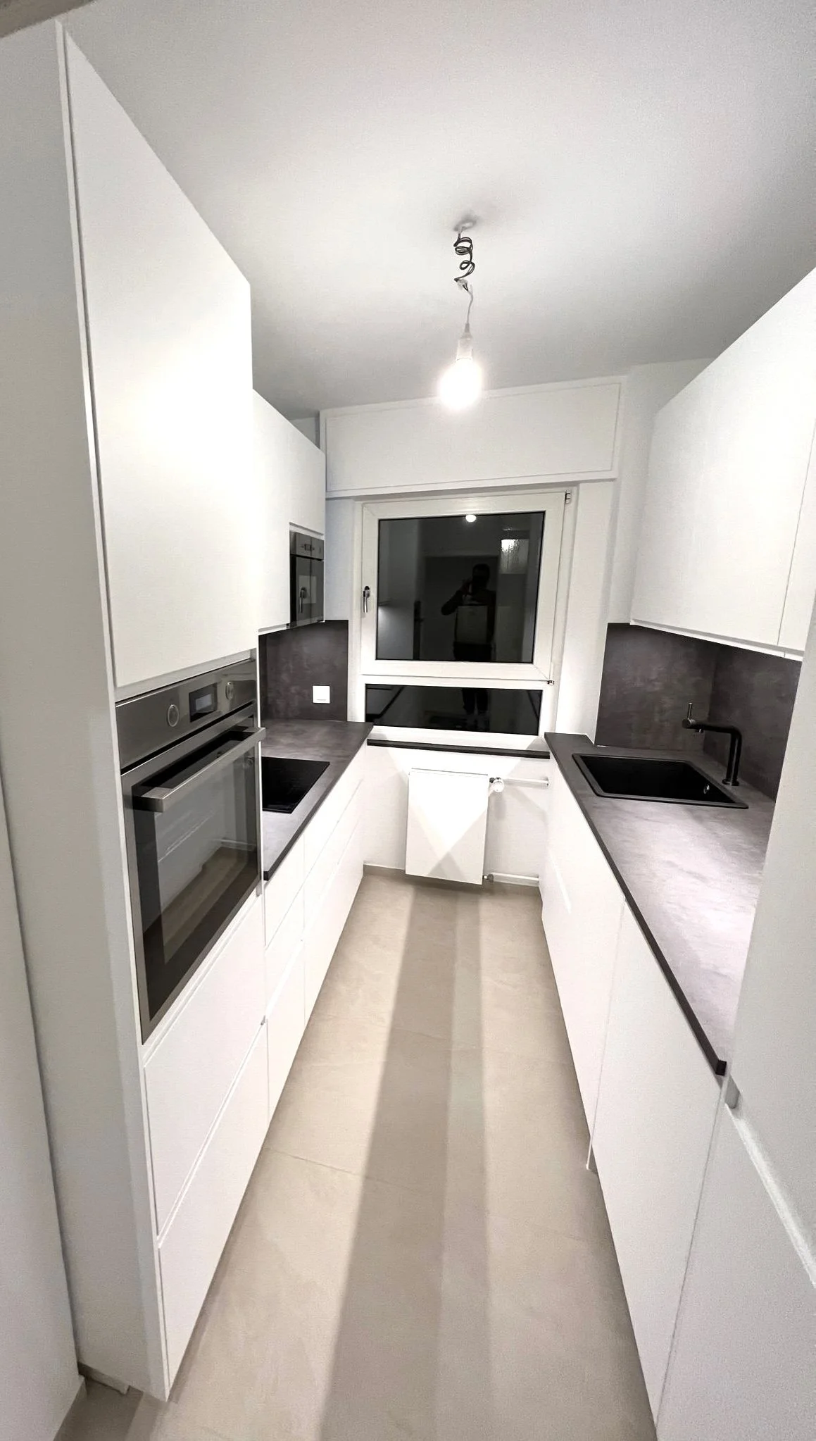 Sanierung Frankfurt Westend neue moderne Küche
