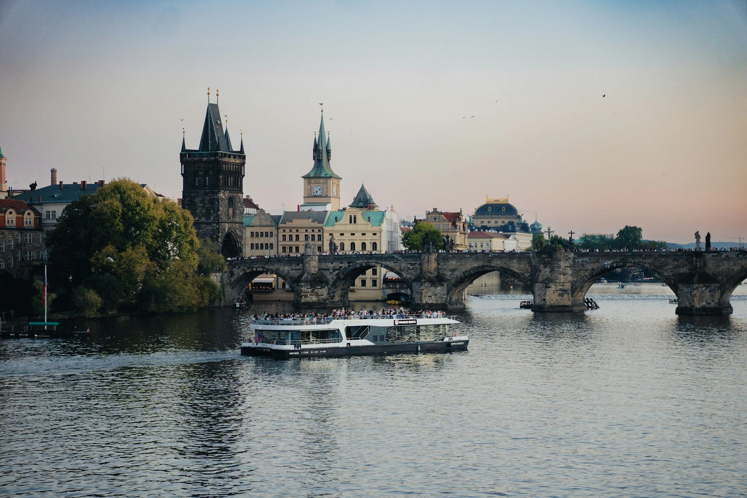 Prague river cruise Charles Bridge view